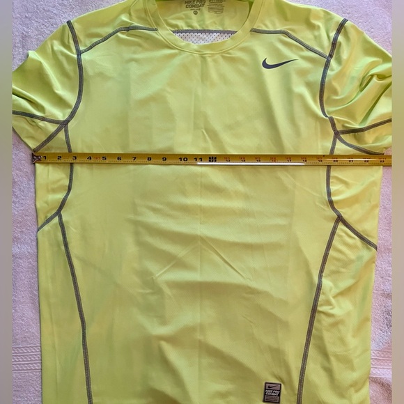 Men’s Nike Pro Combat Dri-Fit Fitted Shirt, Size XL, Yellow & Gray, Pre-Owned - Picture 8 of 11